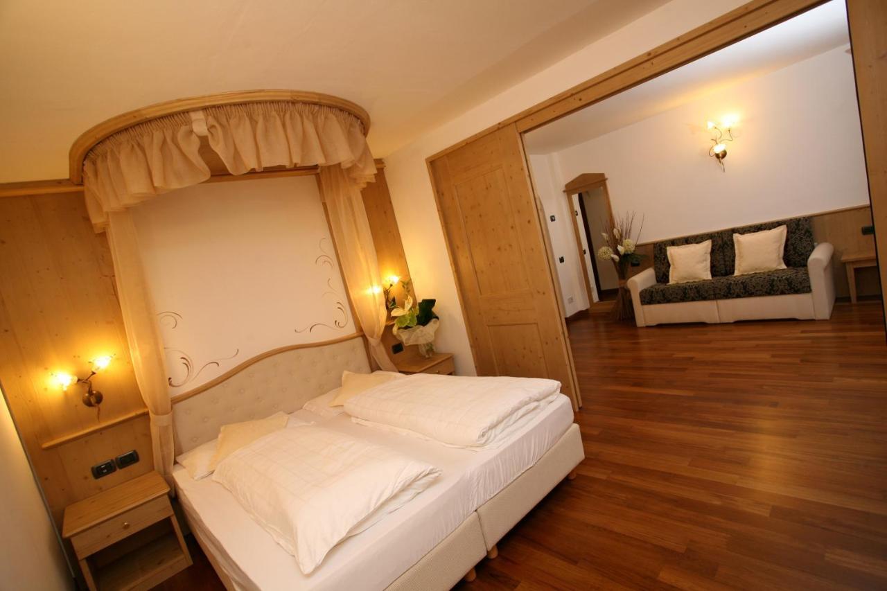 Hotel Shandranj Tesero Habitación foto
